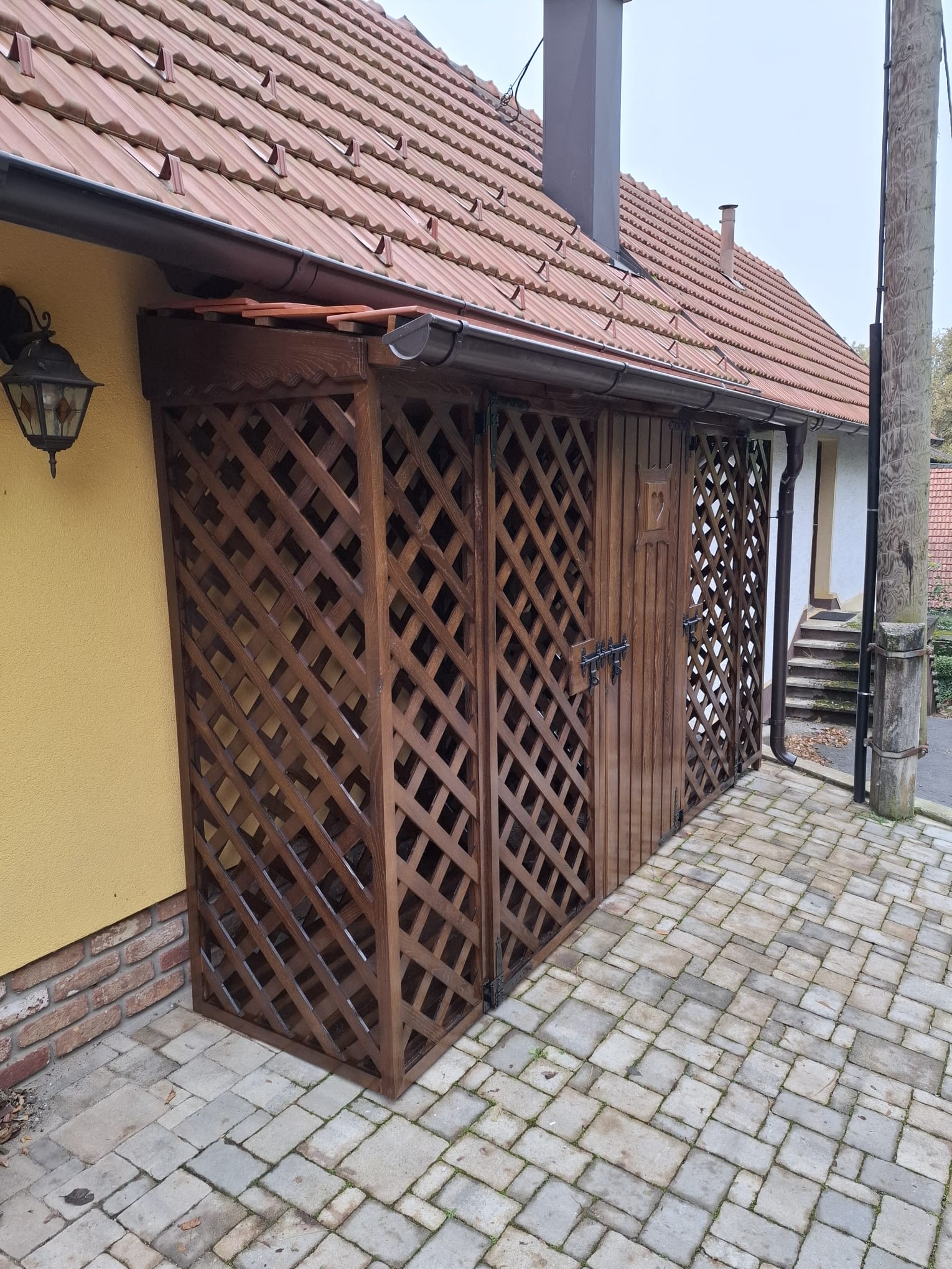 Unikatni drveni namještaj