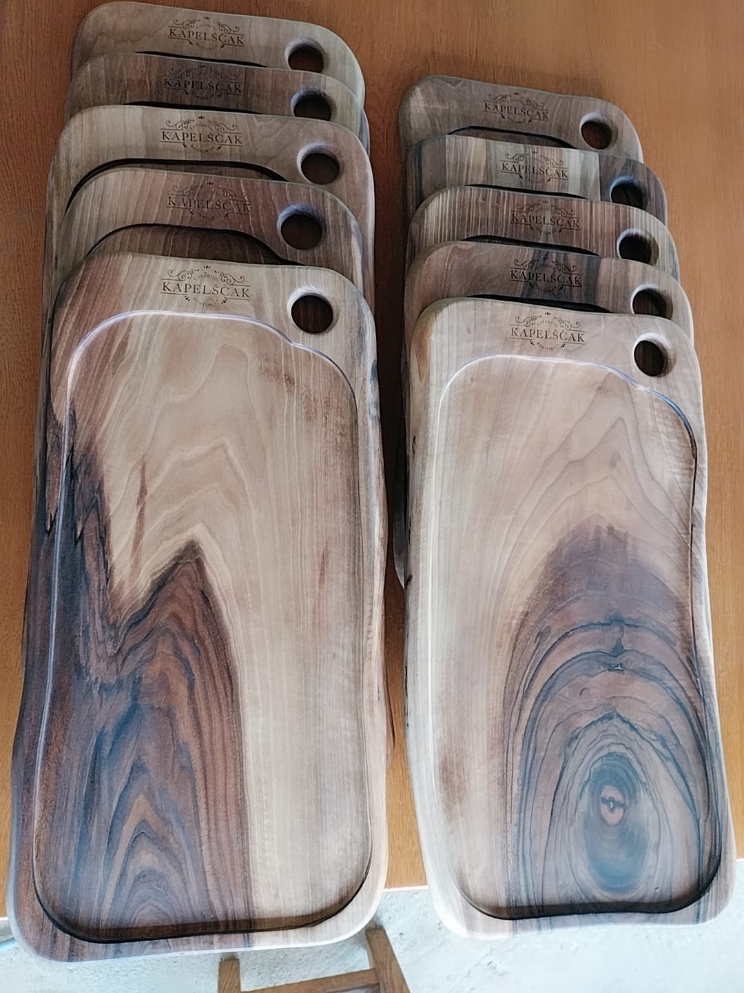 Drvene posude za sol i papar za restorane